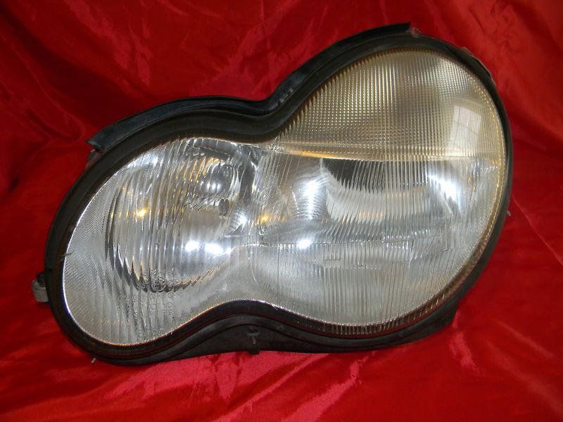 01 02 03 04 mercedes c class oem  halogen headlight l **sold with warranty** t36