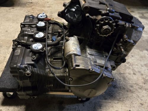 1986 suzuki gsxr 750 engine