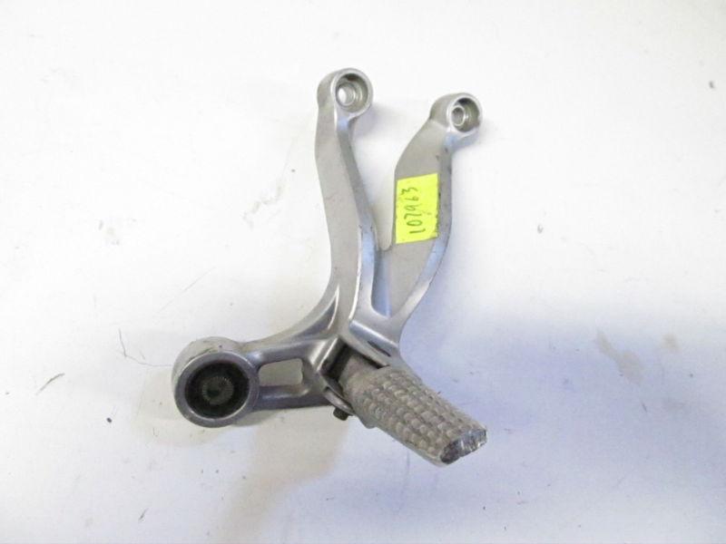 Suzuki gsx-r 750 gsxr750 gsxr 750 2000-2003 right rear foot peg & bracket 107963