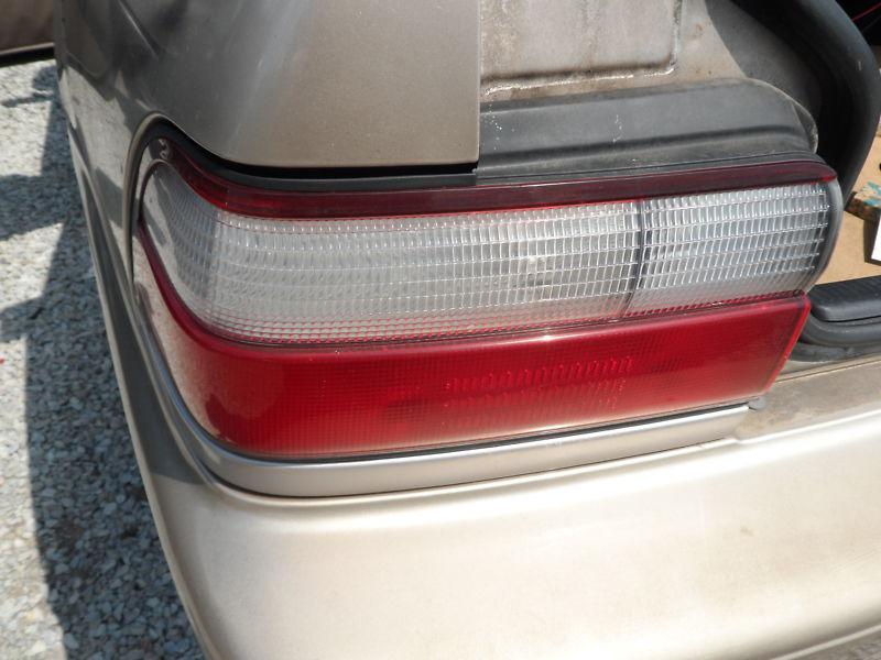 1996 1997 toyota corolla left tail light nice oem!!!