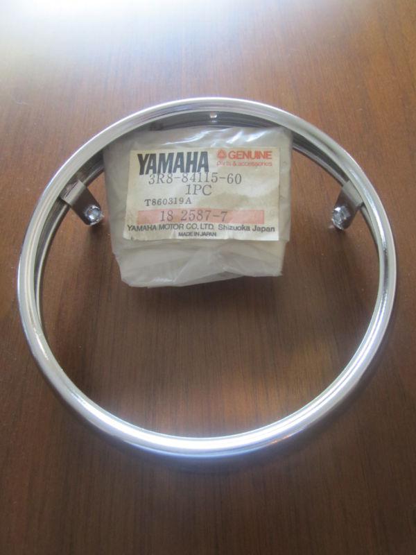 Nos vintage yamaha it250 424 175 125 tt250 gh headlight ring ahrma vmx twinshock