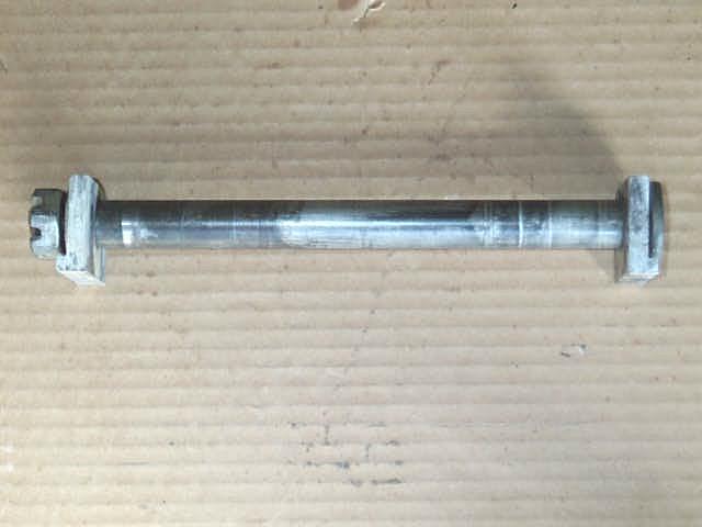 1999 kawasaki kx125 rear wheel axle with axle blocks kx 125 250 kx250 1993-2002