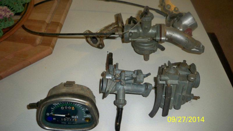 3 honda trail 90  keihin carburetors & speedometer lot 