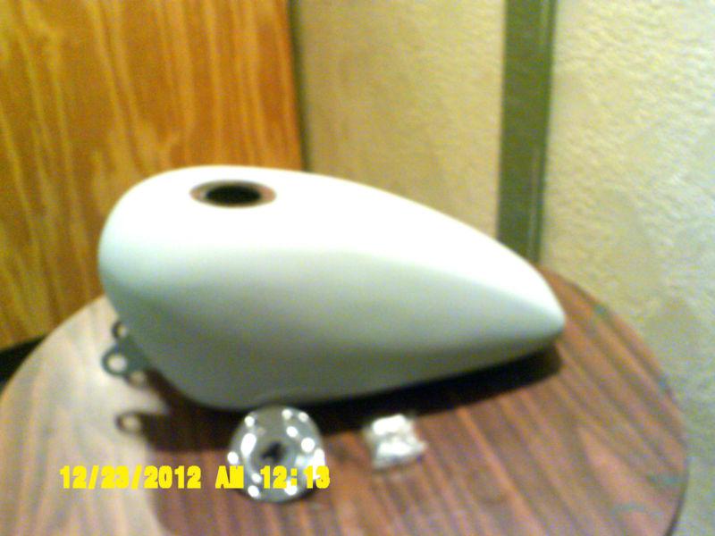 Sportster custom king gas tank /w flush mount cap w/key