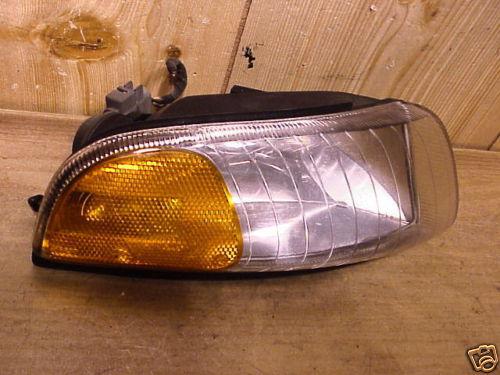 Chrysler concorde 93 94 95 1993 1994 1995 corner light passenger rh