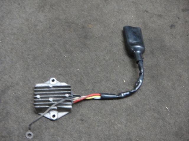 81 suzuki gs550 gs 550 l gs550l regulator #1616