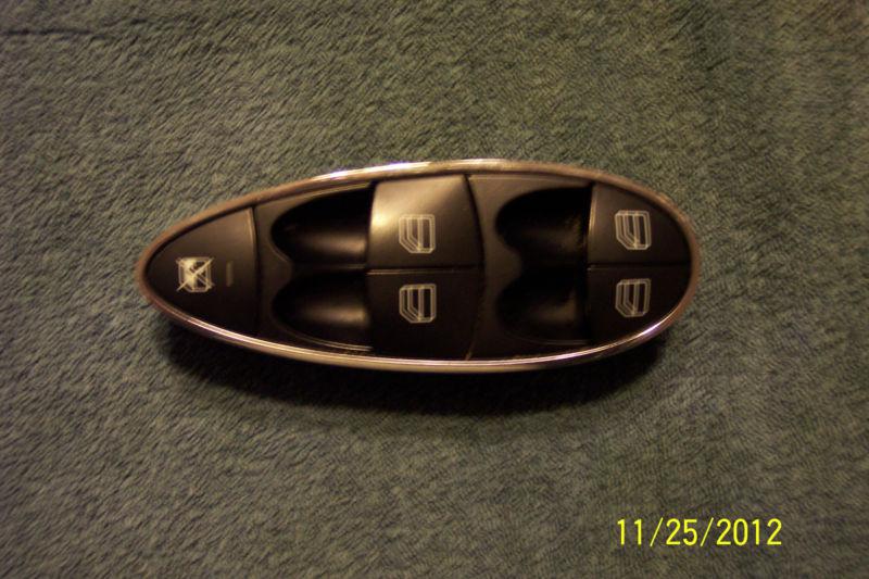 03-09 mercedes benz e-class lh driver power window switch