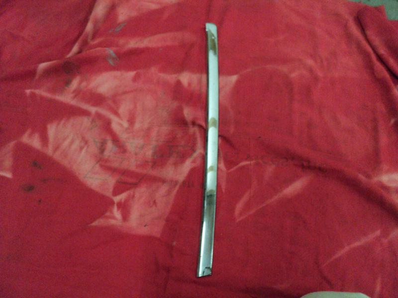 1967-69 chevrolet camaro rh side rear glass oem stainless trim moulding