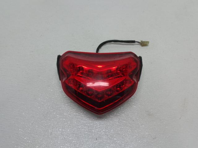 2004 2005 suzuki gsxr 600 750 rear tail light brake back lense oem z344