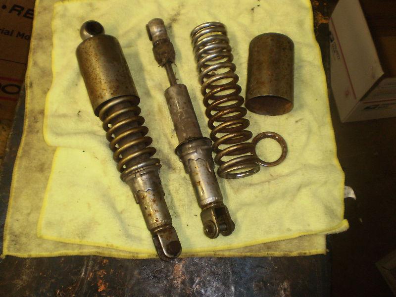 Honda1975 cb550k4 , rear shocks left & right side  *