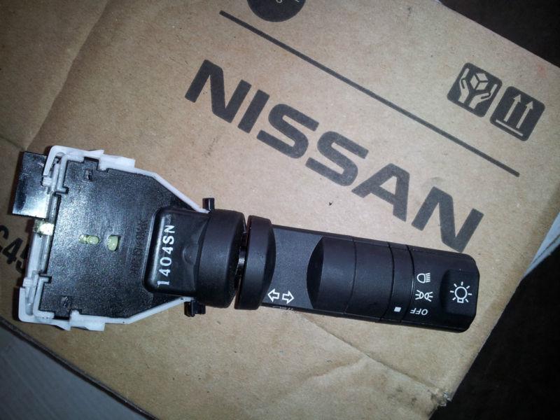 Headlight switch nissian quest