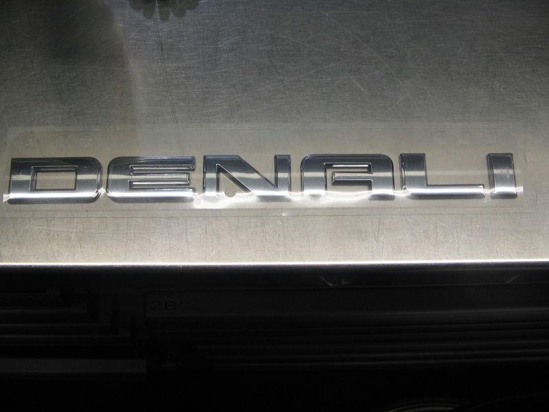 New genuine gmc (2) two chrome denali emblem 15825691