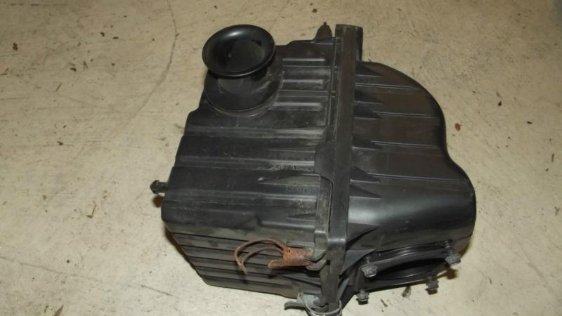 2004 ford explorer xlt 4.0l oem air cleaner assemblies, box filter housing