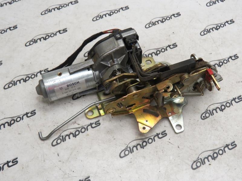 Mercedes w210 e320 tail gate door lock actuator motor 1998-2002