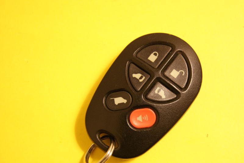 2004-2009 toyota  sienna  keyless remote key fob  gq43vt20t