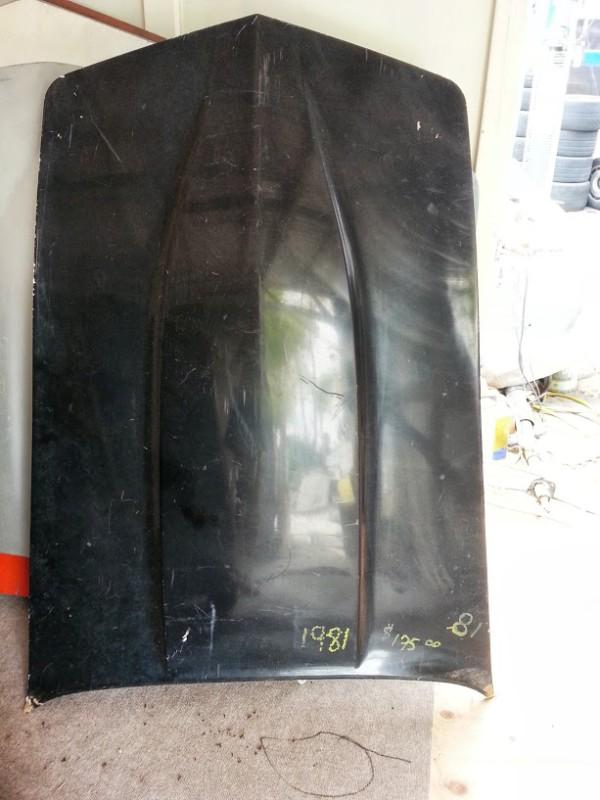 1981 c3 chevy corvette original fiberglass hood black