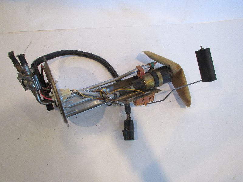 01 02 ford expedition fuel pump assembly 4x2 standard suspension 193918