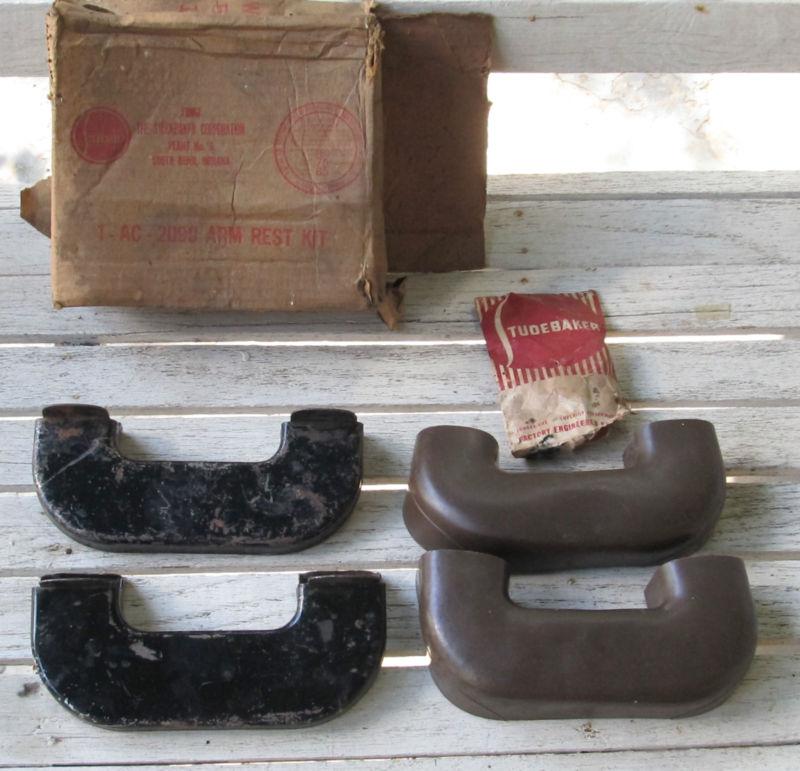 Nos 1949-1955 studebaker truck arm rests pair brown chestnut nib