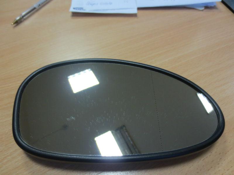 Bmw e90, e91, e92, e93 oem mirror glass right with heating & dimming 51167144304