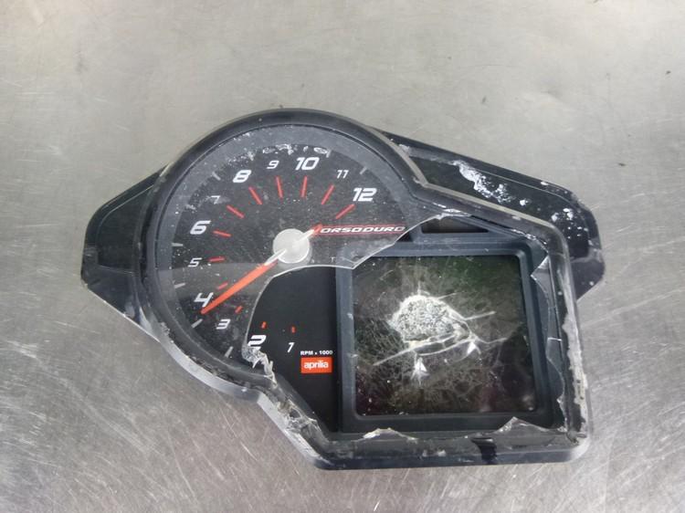 Aprilia dorsoduro smv 750 1200 gauge gauges speedo tach meter mph rpm damaged