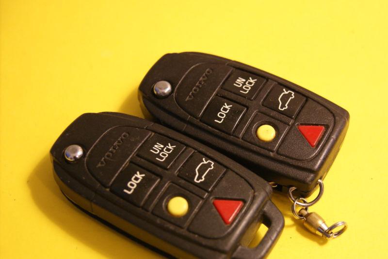 Lot of 2 volvo  s60 s80 xc90 v70 xc70   flip  key keyless remote  fob lqnp2t-apu