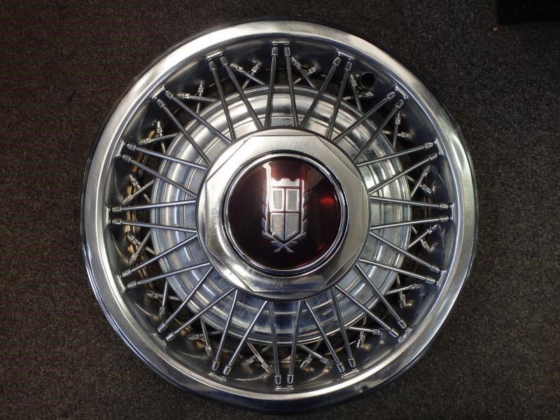 83 84 85 86 87 88 89 crown victoria wheel cover straight wire design large ctr