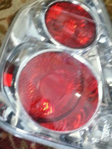 05 06 nissan altima tail light lense driver side