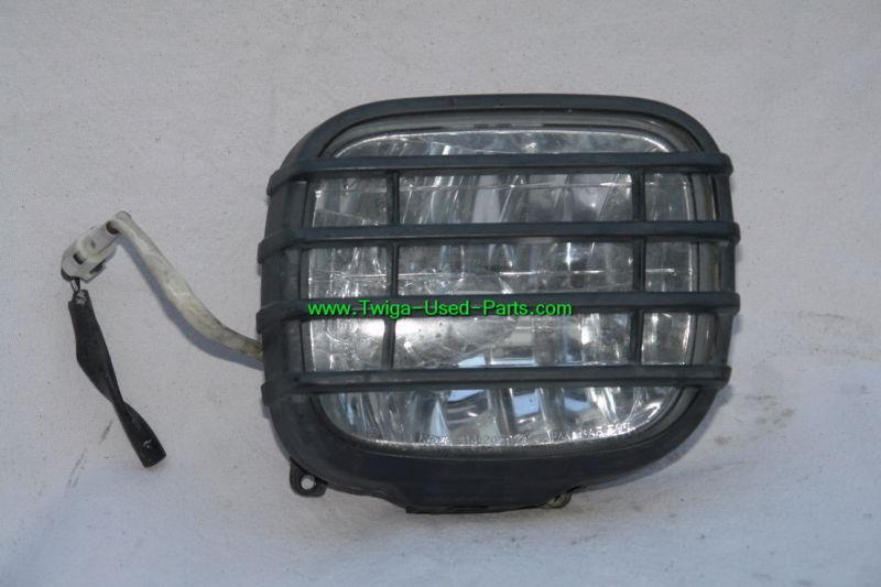 Subaru forester front bumper fog light 01 02 2001 2002 rh