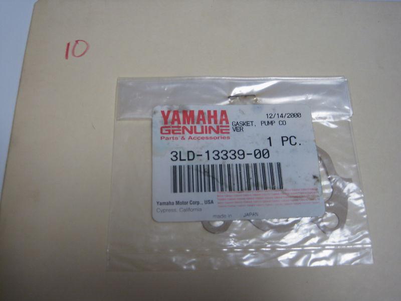 Yamaha  tdm 850 pump cover gasket 3ld-13339-00-00 see years in description