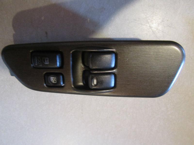 00-05  stratus.master window switch 