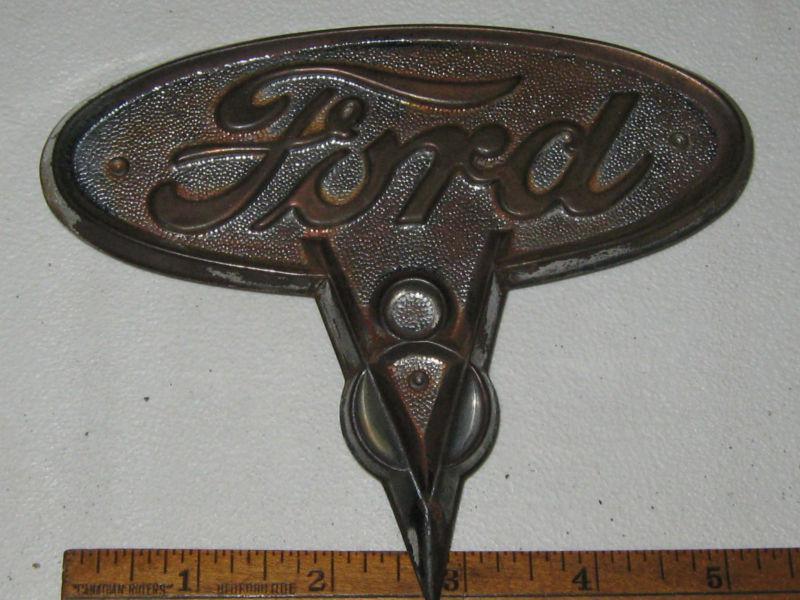 Vintage ford v8 emblem