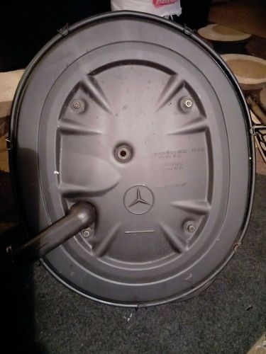 Mercedes-benz w201 (190e) air cleaner