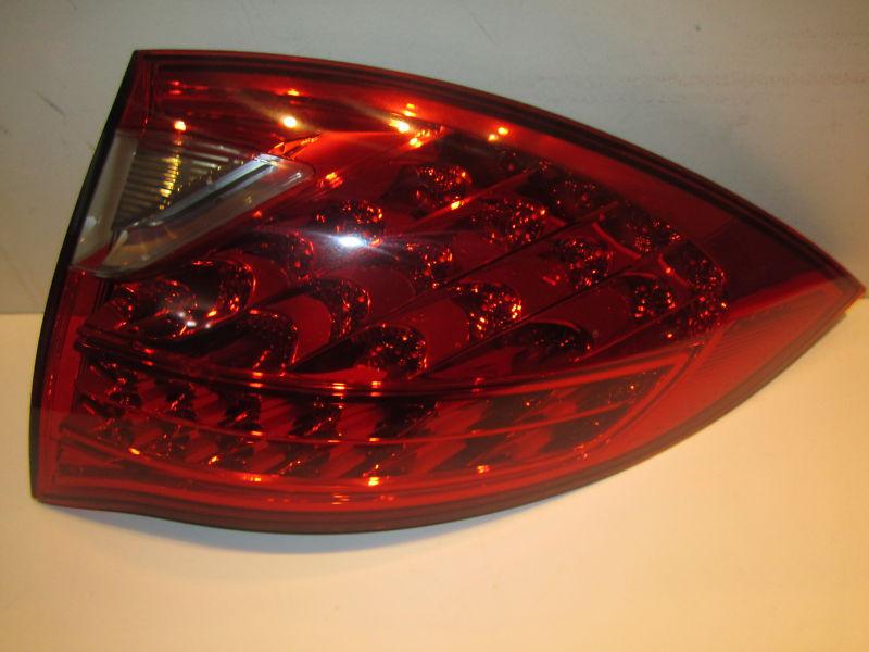 Porsche cayenne right outer tail light lamp oem 2011-2013 nice!!!  qtd