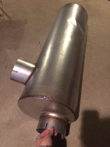 Donaldson muffler m120366 new