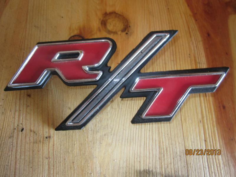 1969 dodge charger r/t nos mopar quarter panel r/t emblem