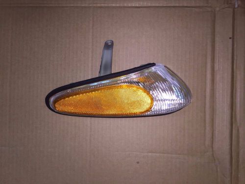 1992-1994 corner light mitsubishi eclipse (passenger side) p/l# hb213-8000r