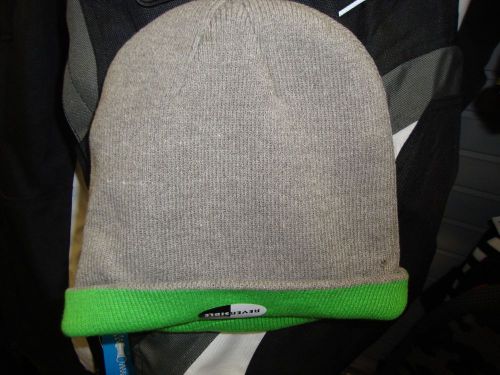 Men&#039;s team arctic reversible beanie ~ green/gray ~ 5273-071