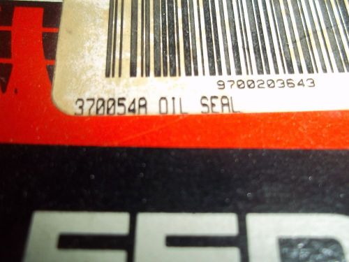 Wheel seal national 370054a