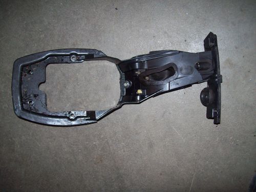 9.9 15 hp johnson evinrude omc outboard lower bottom base panel bracket 0343745