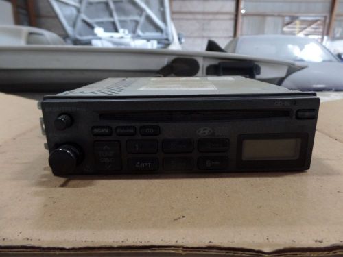 01 02 hyundai santa fe audio stereo radio am fm cd player unit