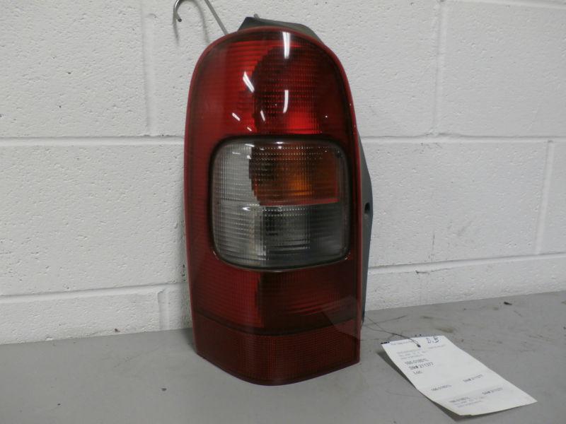 97-04 oldsmobile silhouette driver tail light