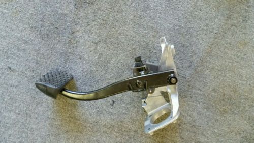 Oem bmw e46 323 325 328 330 brake pedal bracket mount mounting