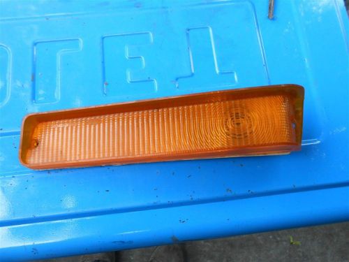 78 79 ford truck 78-79 bronco lh front park turn signal lens assembly d8tb-13216