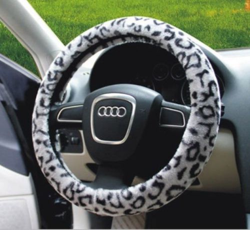 Stuning fuzzy auto van car suv sedan plush steering wheel cover 15&#034; leopard gray