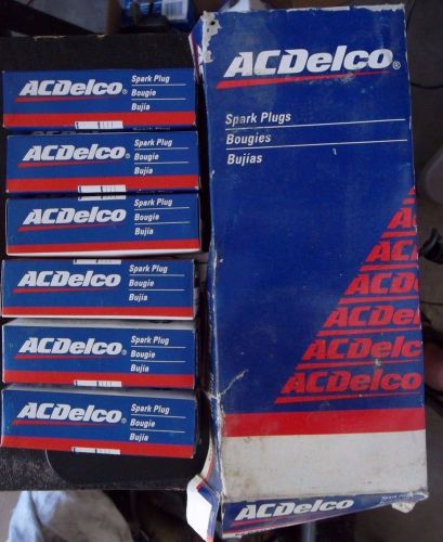 Vintage nos ac r44ltsm set 6 spark plugs made in usa