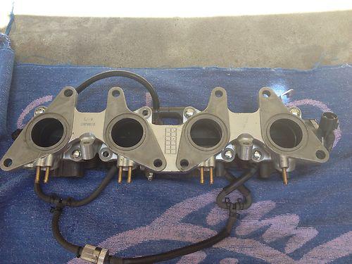 Honda aquatrax r12x intake manifold