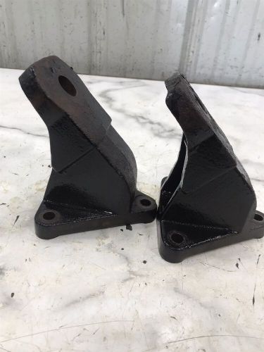 97 mercury marine mercruiser 7.4 l 454 v8 gm engine engine motor mount brackets