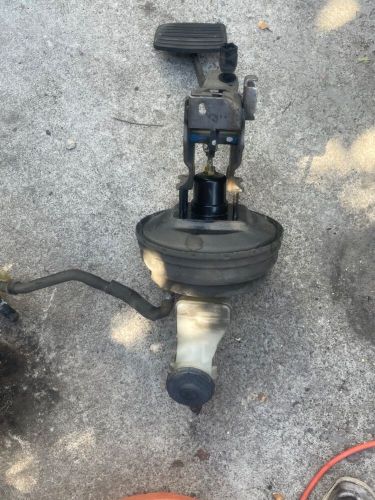 04 acura rsx base coupe 2-door oem brake booster, master cylinder &amp; pedal