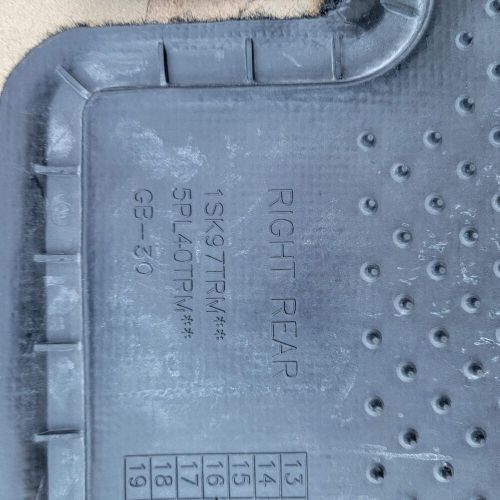 Jeep wrangler floor mat right rear 2014-2018 oem