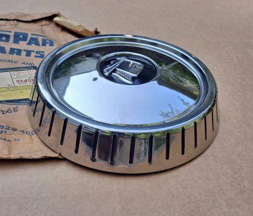 1958 dodge coronet custom royal nos mopar 10&#034; stainless steel hub cap #1828400